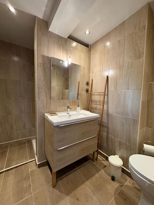 Appartement De Plain-Pied Avec Jardin Avignon Exteriör bild